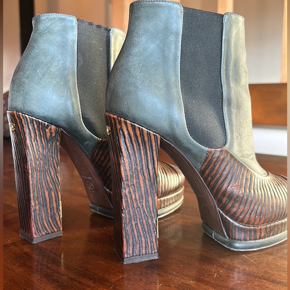 ✨CHANEL✨ Green Booties Limited Addition 40